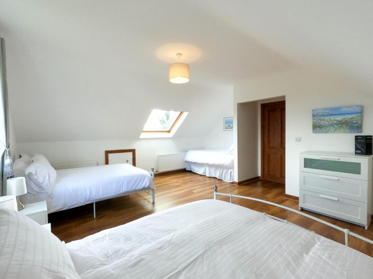 The Heights & Hollows Farmhouse, Saul, Downpatrick, Sleeps 14 ภายนอก รูปภาพ