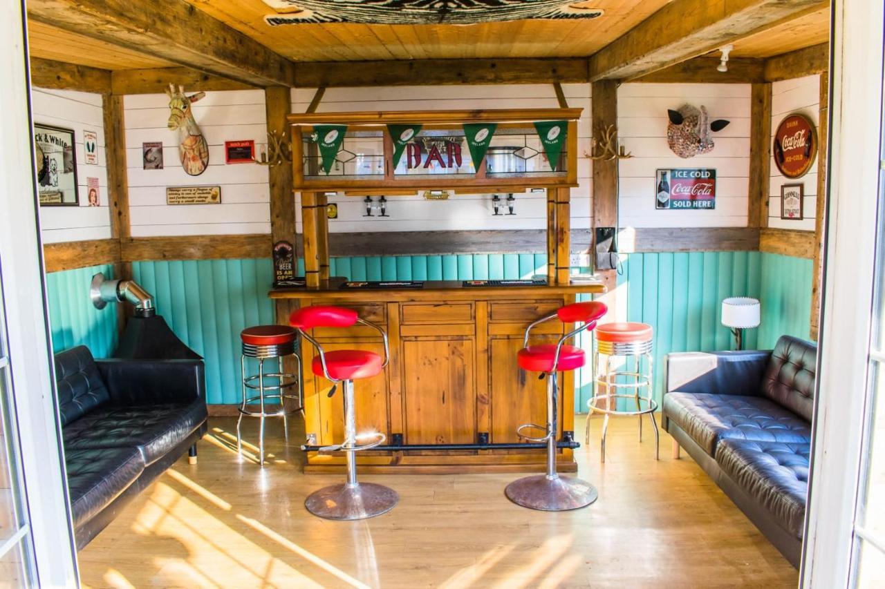 The Heights & Hollows Farmhouse, Saul, Downpatrick, Sleeps 14 ภายนอก รูปภาพ